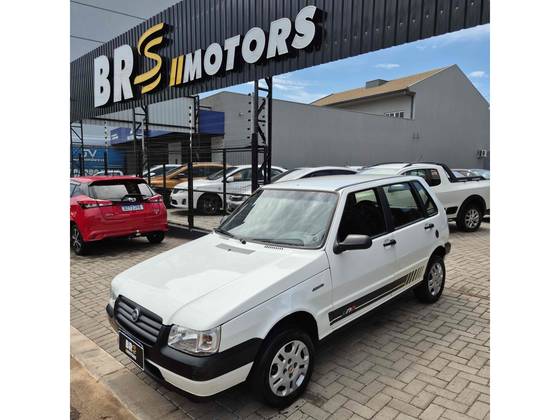 FIAT UNO 1.0 MPI MILLE FIRE ECONOMY 8V FLEX 4P MANUAL FIAT UNO 1.0 MPI MILLE FIRE ECONOMY 8V FLEX 4P MANUAL